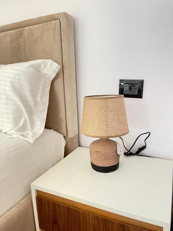 Duplex Lungomare Suites Vlorë Екстериор снимка