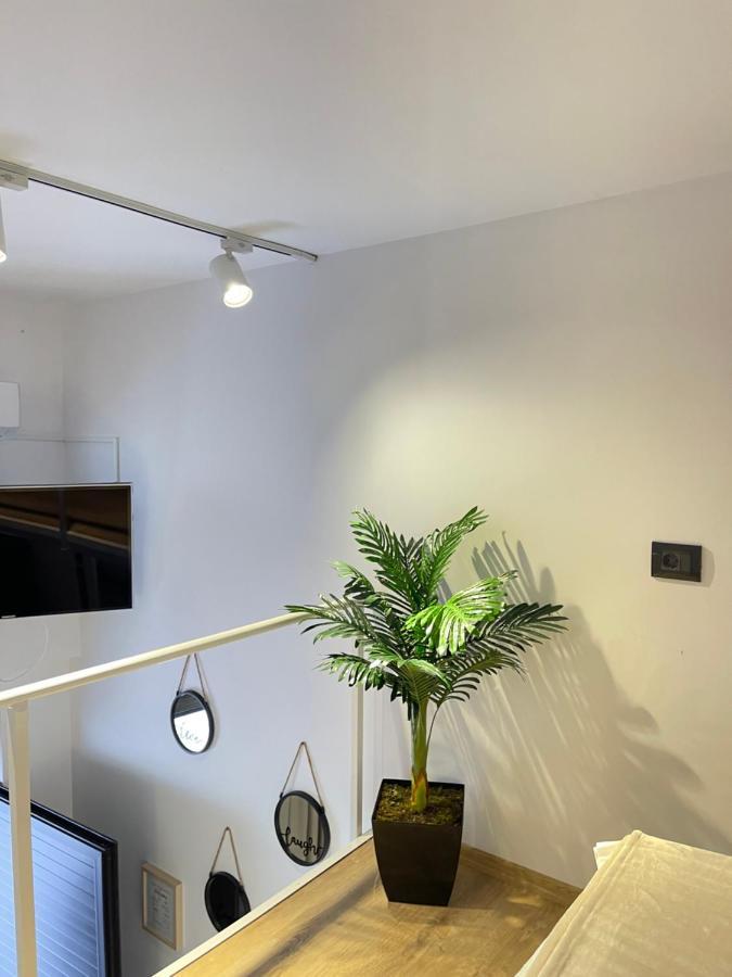 Duplex Lungomare Suites Vlorë Екстериор снимка