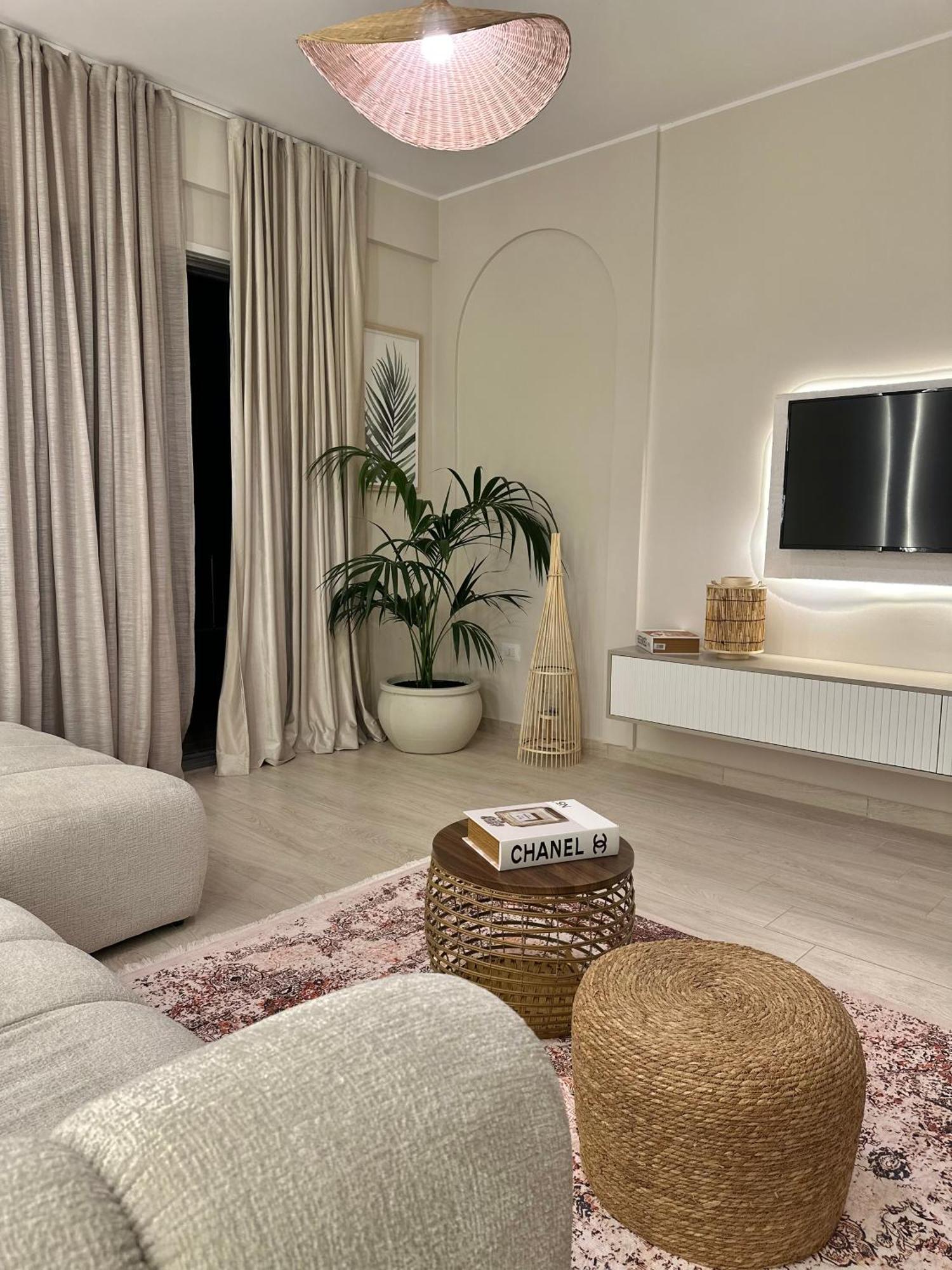 Duplex Lungomare Suites Vlorë Екстериор снимка